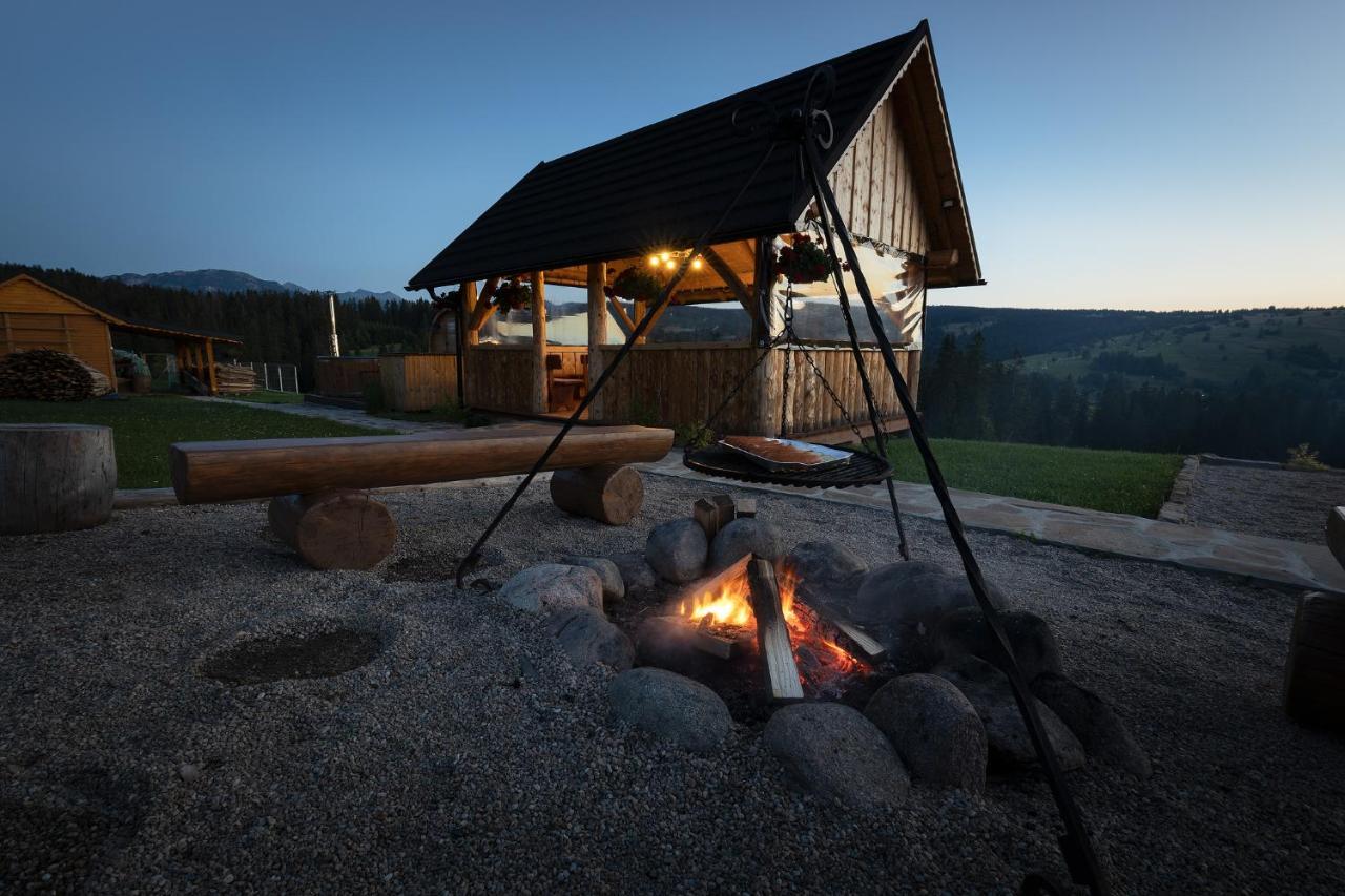 Witowianskie Domki Z Kominkiem, Jacuzzi I Sauna Dzianisz Luaran gambar