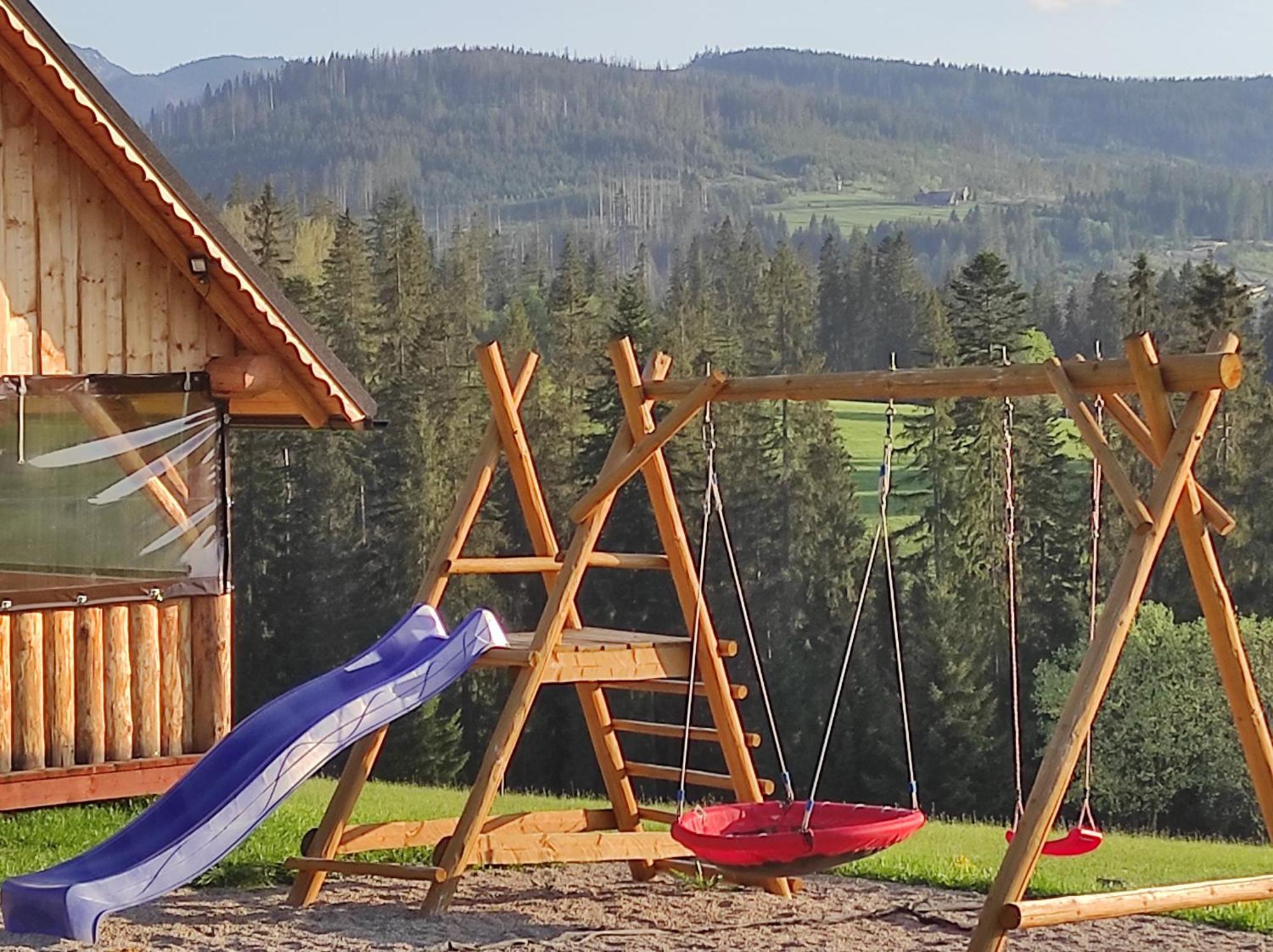 Witowianskie Domki Z Kominkiem, Jacuzzi I Sauna Dzianisz Luaran gambar