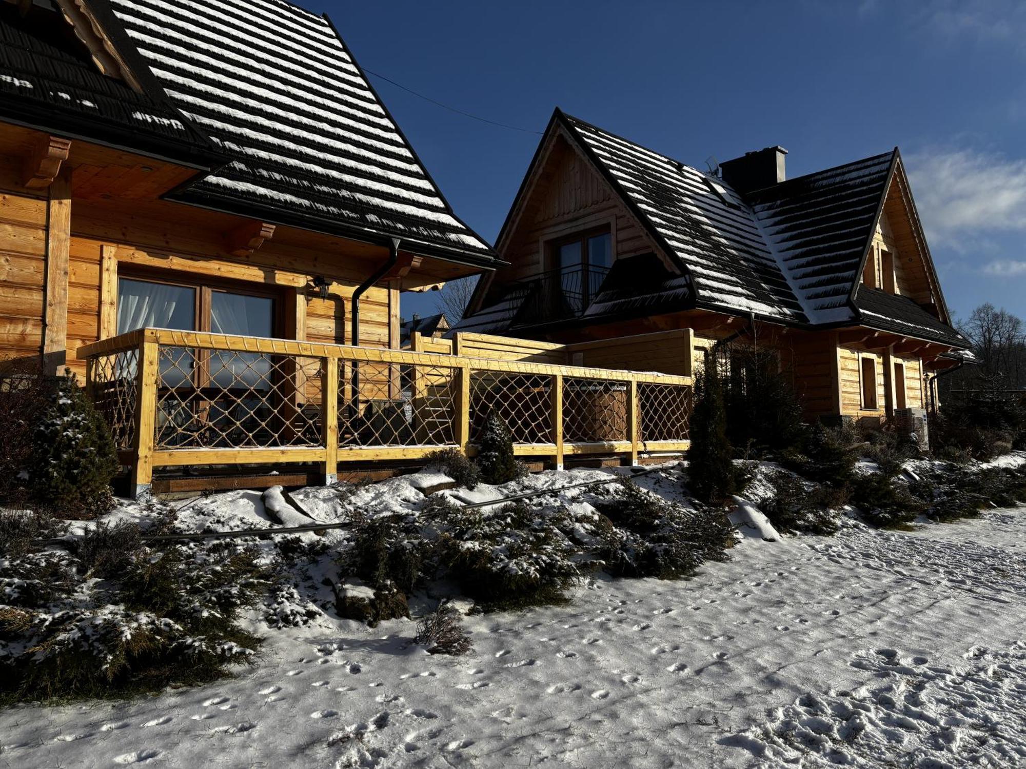 Witowianskie Domki Z Kominkiem, Jacuzzi I Sauna Dzianisz Luaran gambar